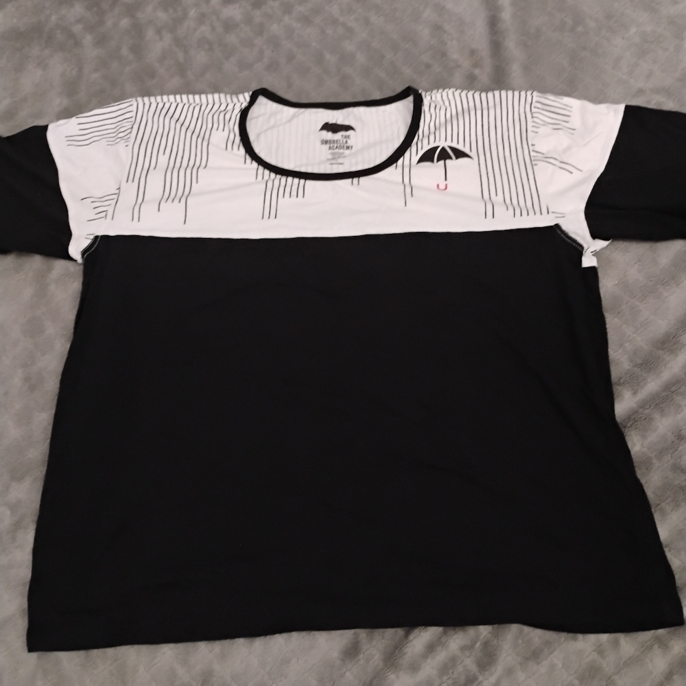 Black and White Umbrella Academy Men's Shirt